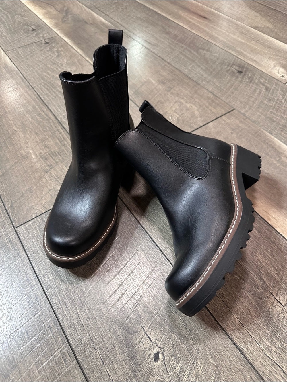 Universal Threads Ankle Booties