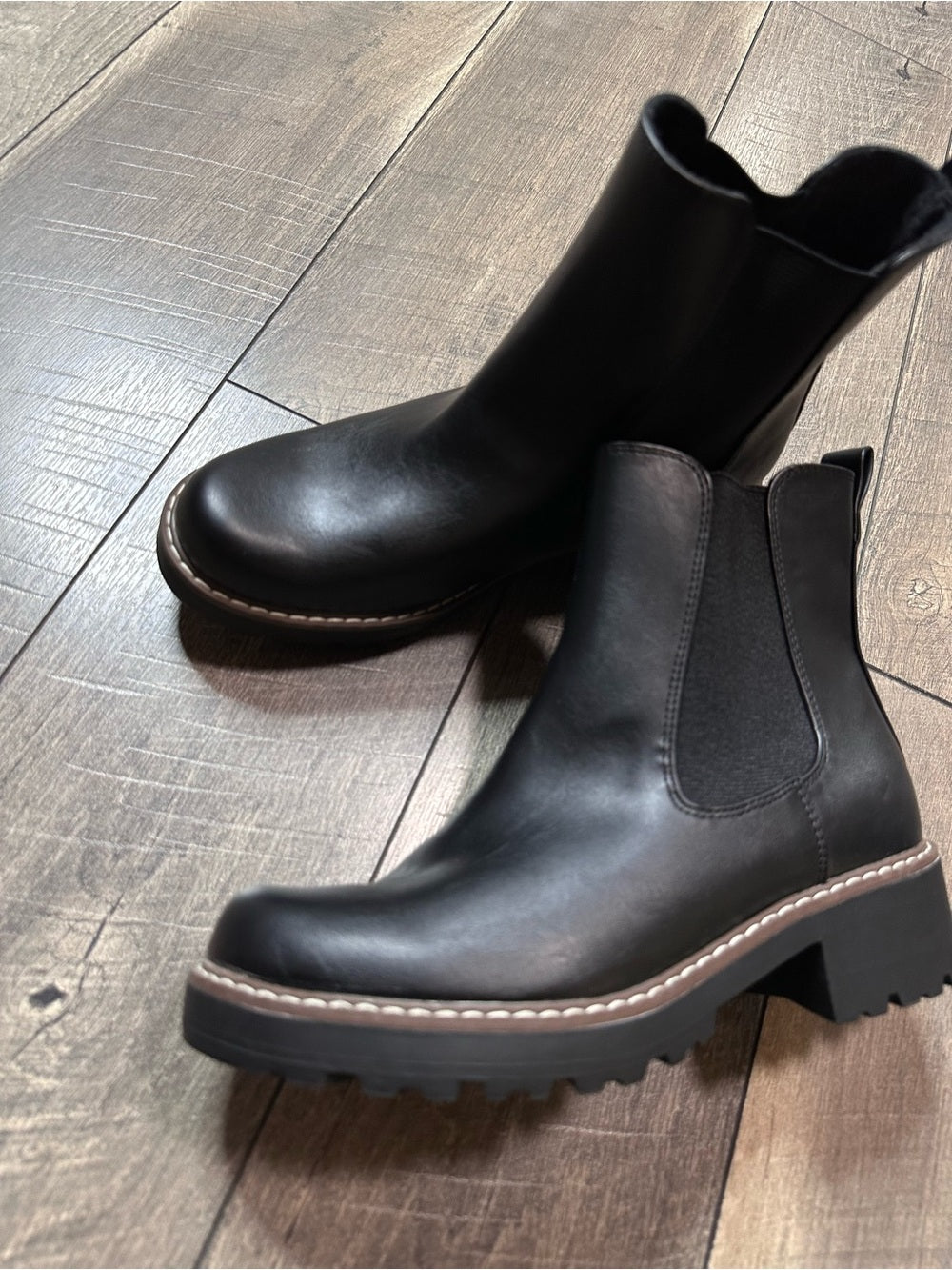 Universal Threads Ankle Booties