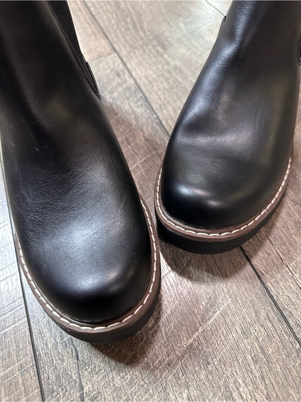 Universal Threads Ankle Booties