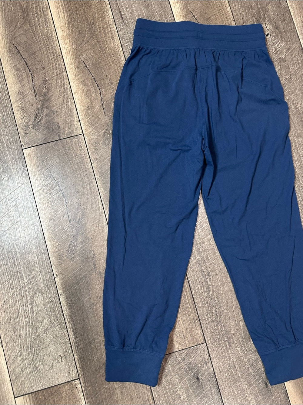 Lululemon Ready to Rulu High-Rise Cropped Jogger
Mineral Blue