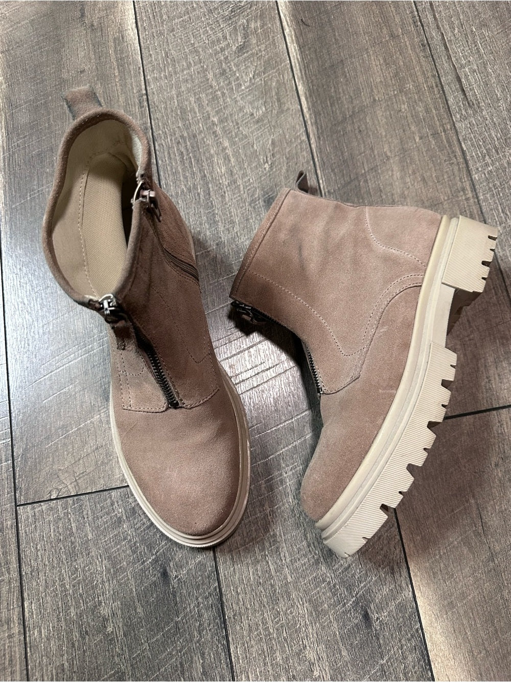 Cruza Platform Ankle Booties