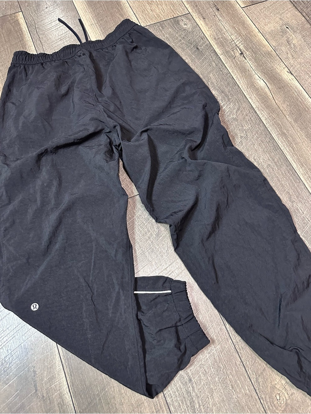 Lululemon Licensed To Train Joggers
Black