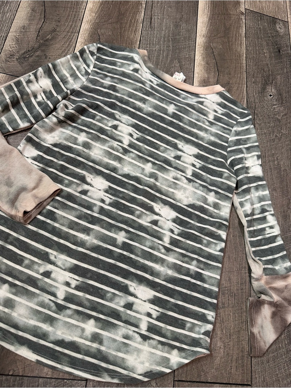 7th Ray Long Sleeve Top