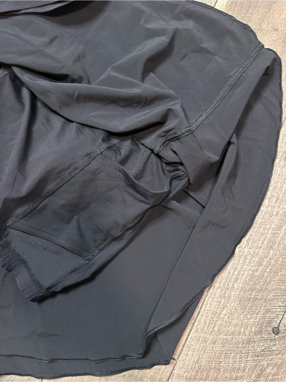 Lululemon Court Rival High Rise Skirt
Black