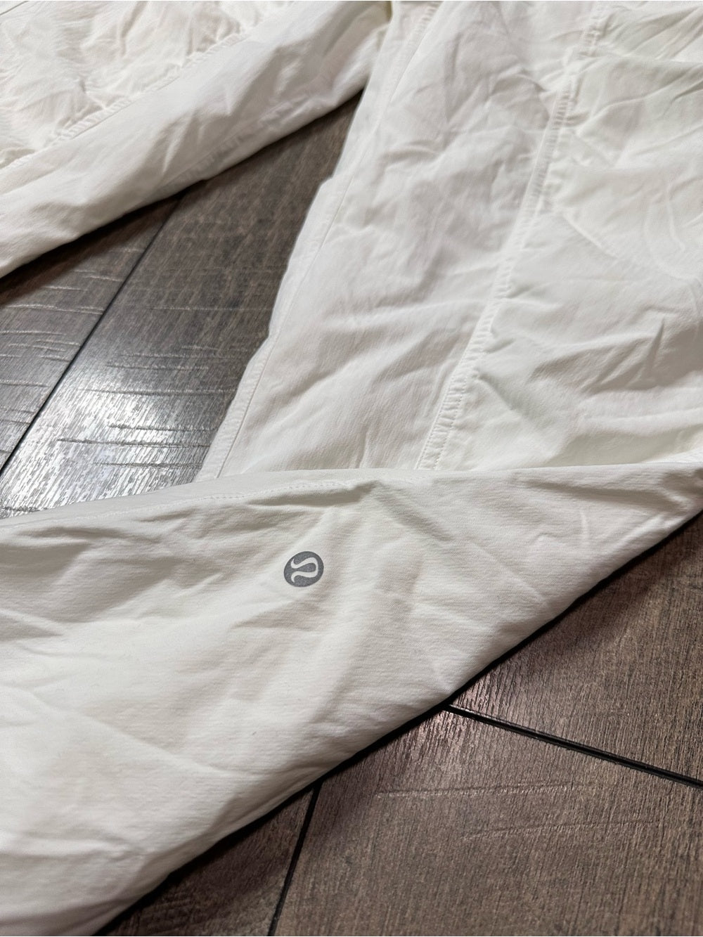 Lululemon Dance Studio Mid-Rise Jogger *Full Length
White