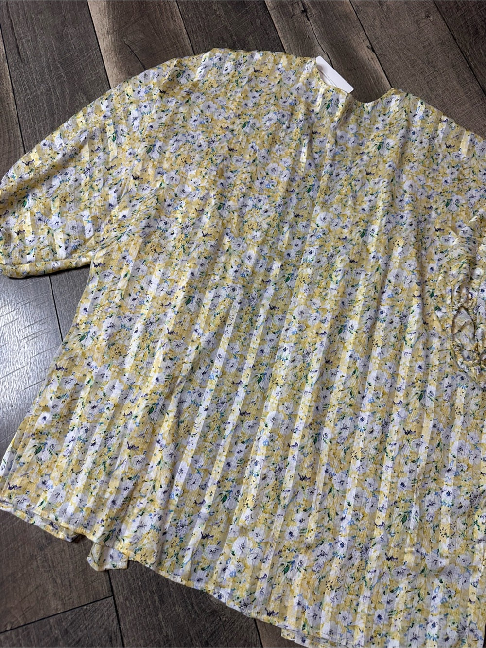 Heyson Open Short Sleeve Floral Cardigan