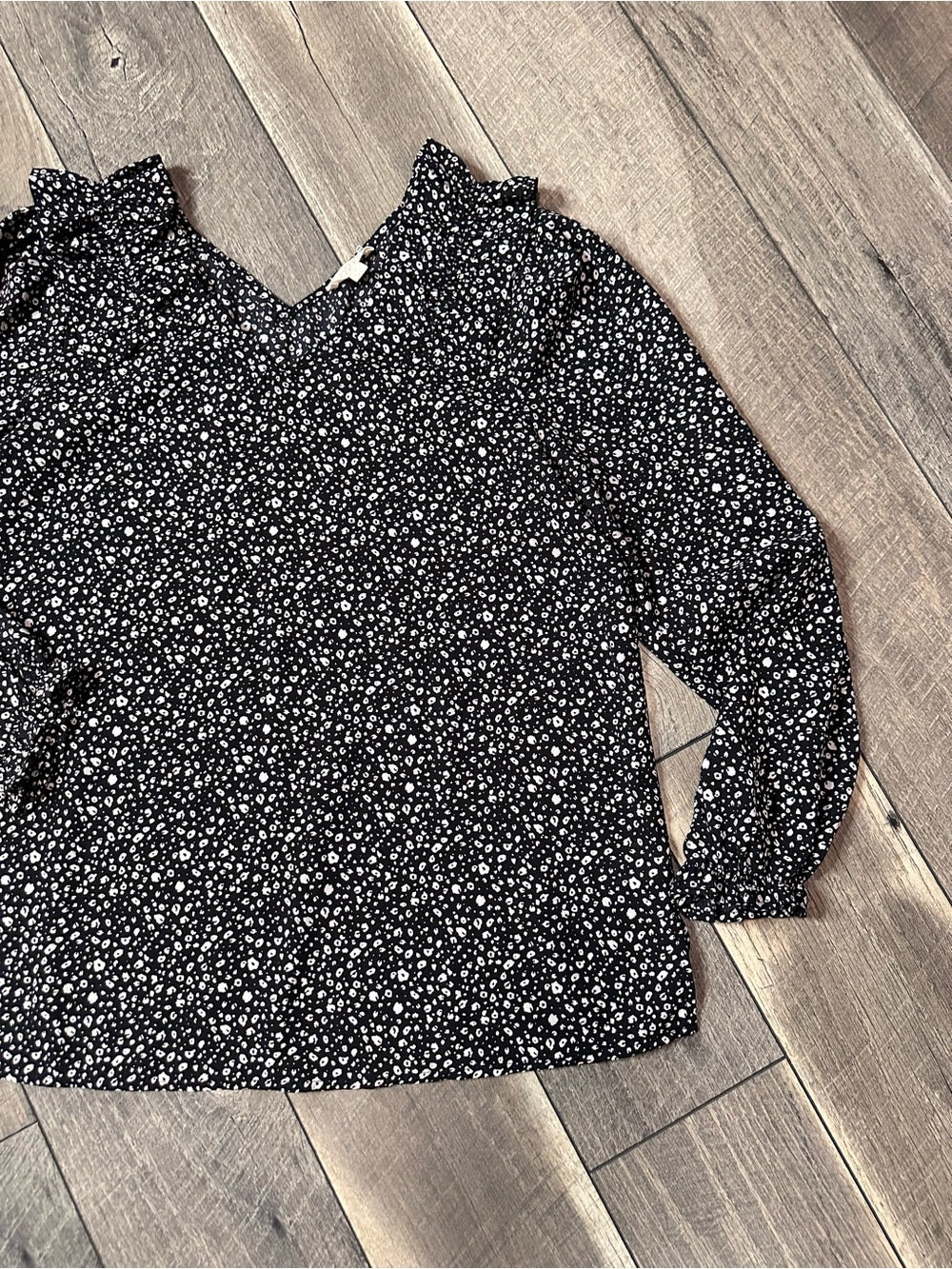 Oddi Ruffle Shoulder Long Sleeve Blouse