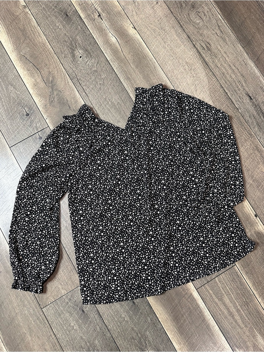Oddi Ruffle Shoulder Long Sleeve Blouse