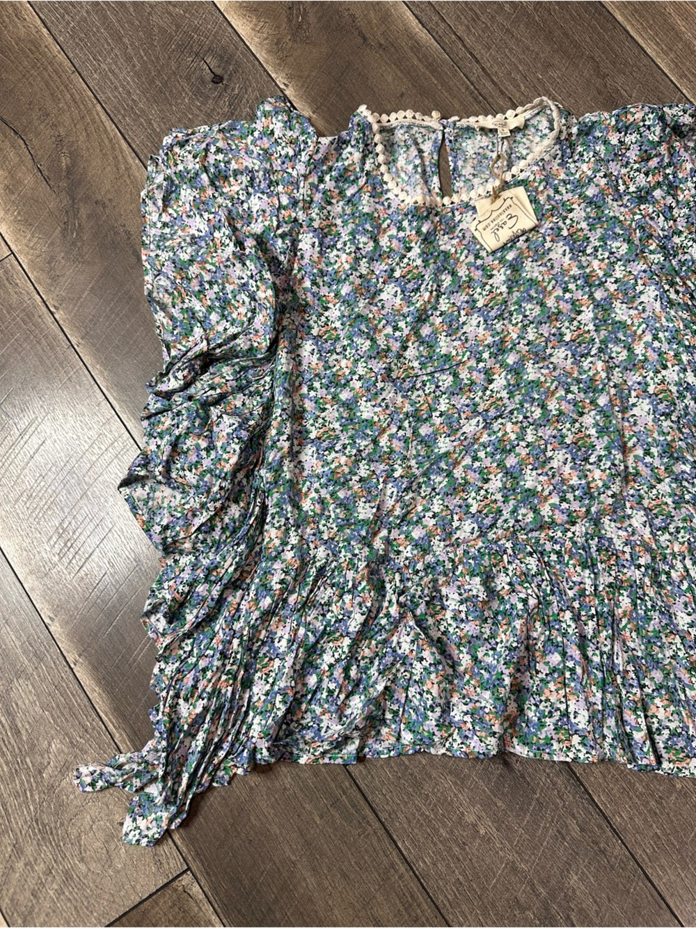 Easel Floral Ruffle Blouse