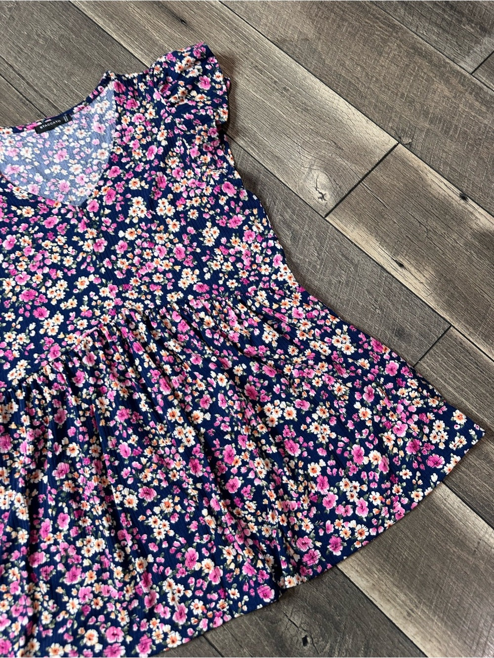 Staccato Floral Short Sleeve Top