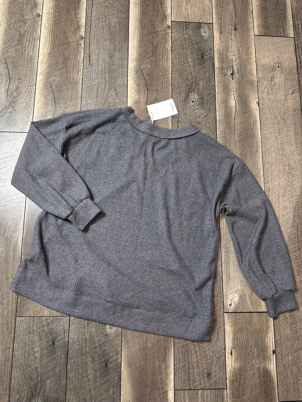 Andree by Unit Grey Long Sleeve V Neck Top