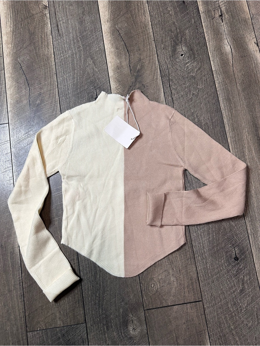 So Me Color Split Soft & Stretchy Sweater (new with tags)