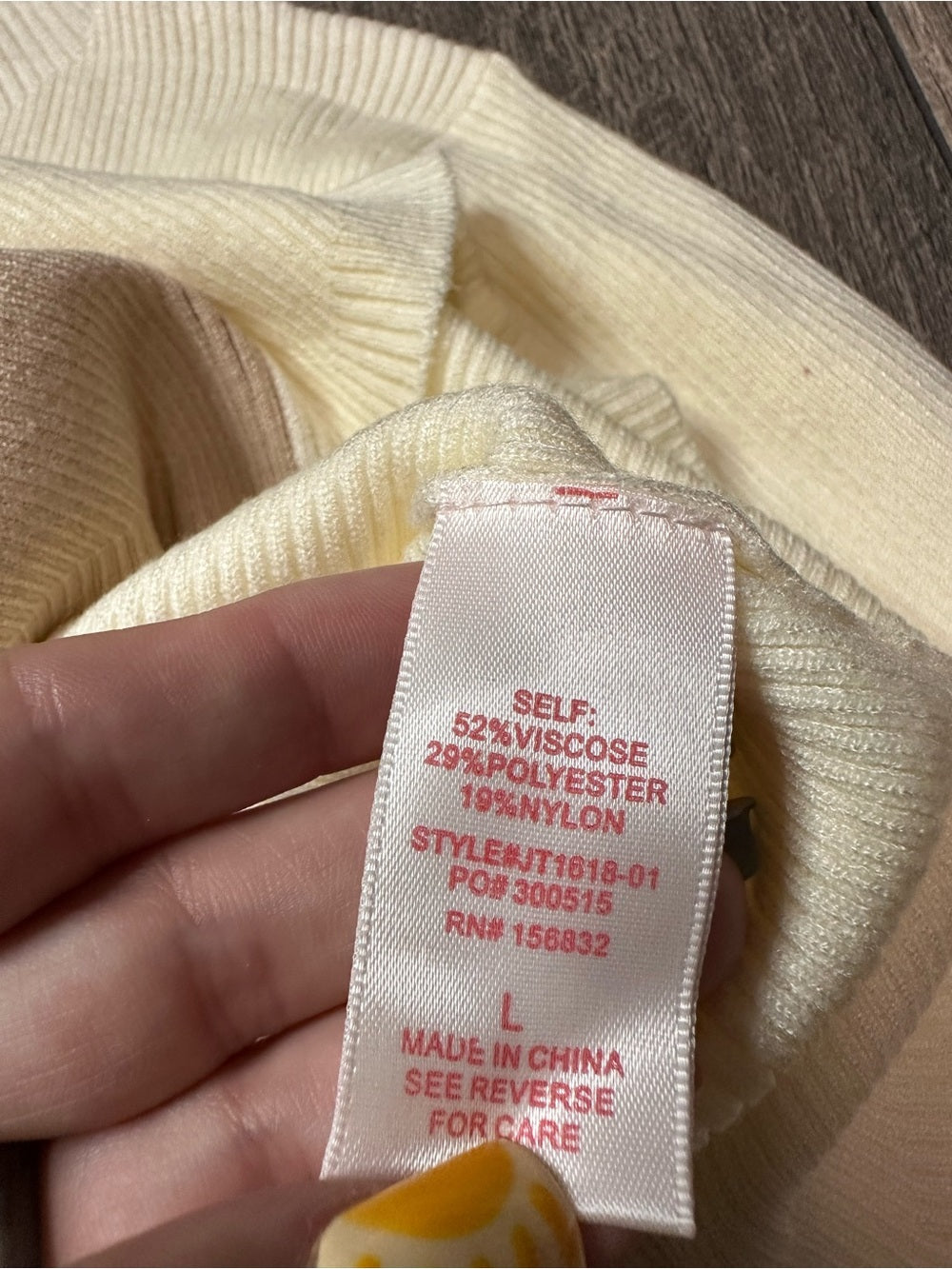 So Me Color Split Soft & Stretchy Sweater (new with tags)