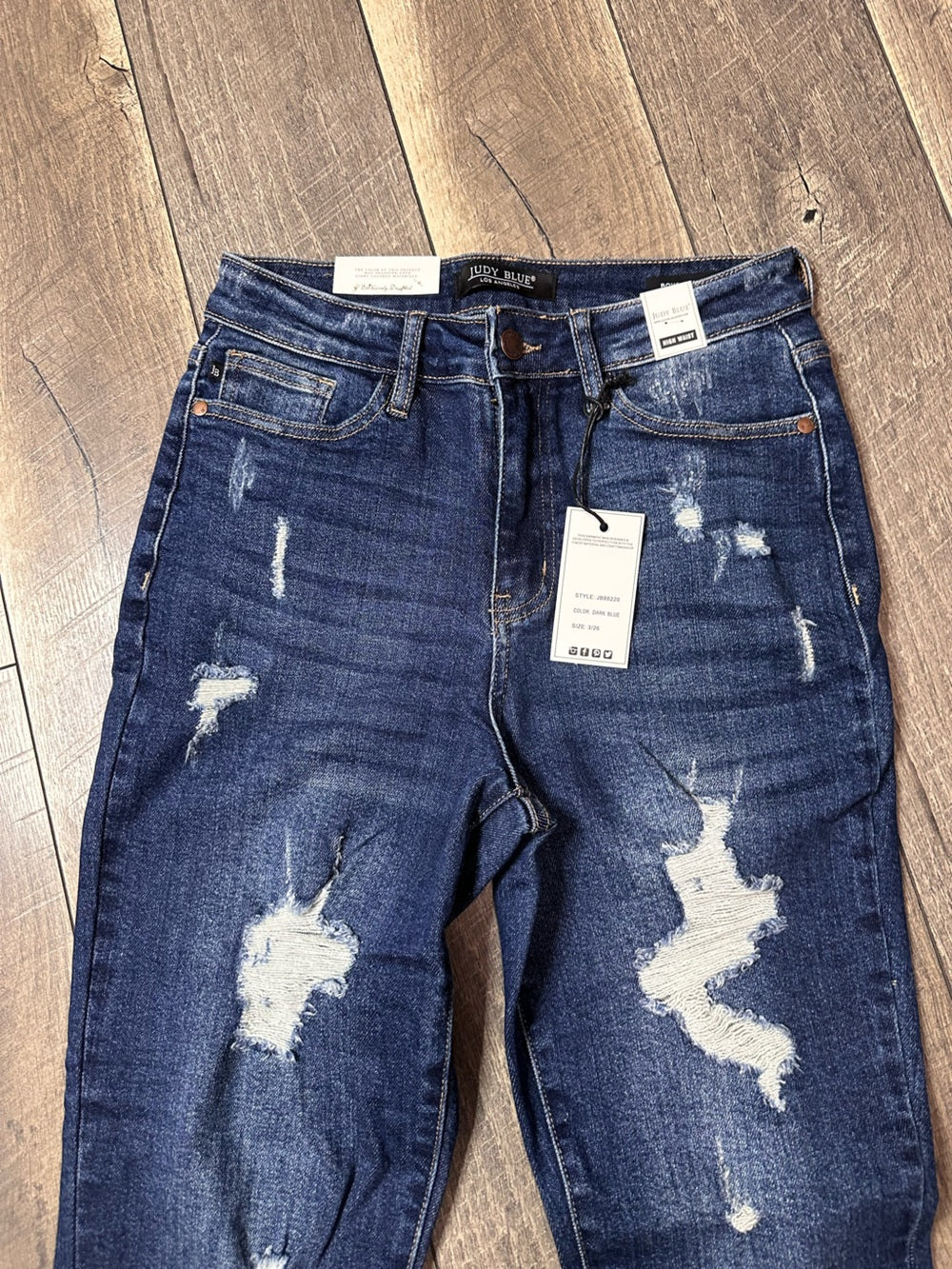 Judy Blue Boyfriend Fit Jeans (new with tags)