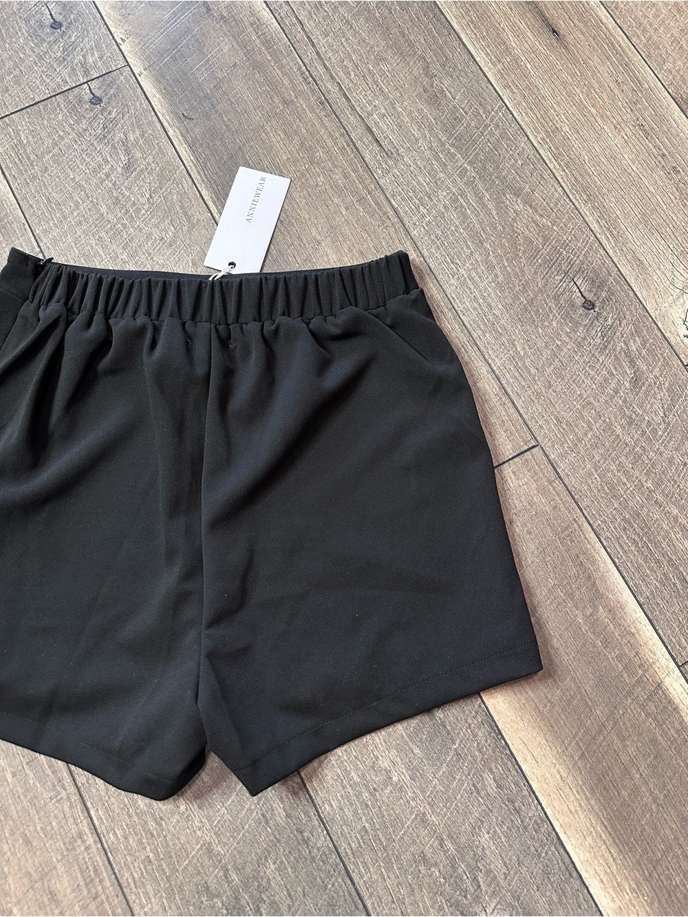 Anniewear Los Angeles Skort (new with tags)