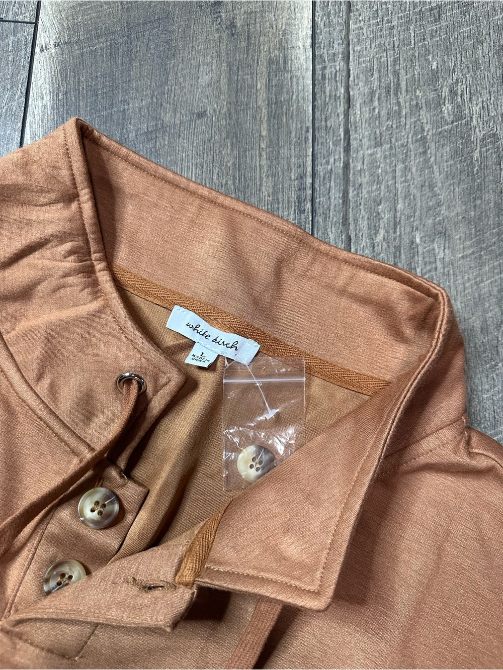 White Birch Rust Button Neck Pullover (new without tags)