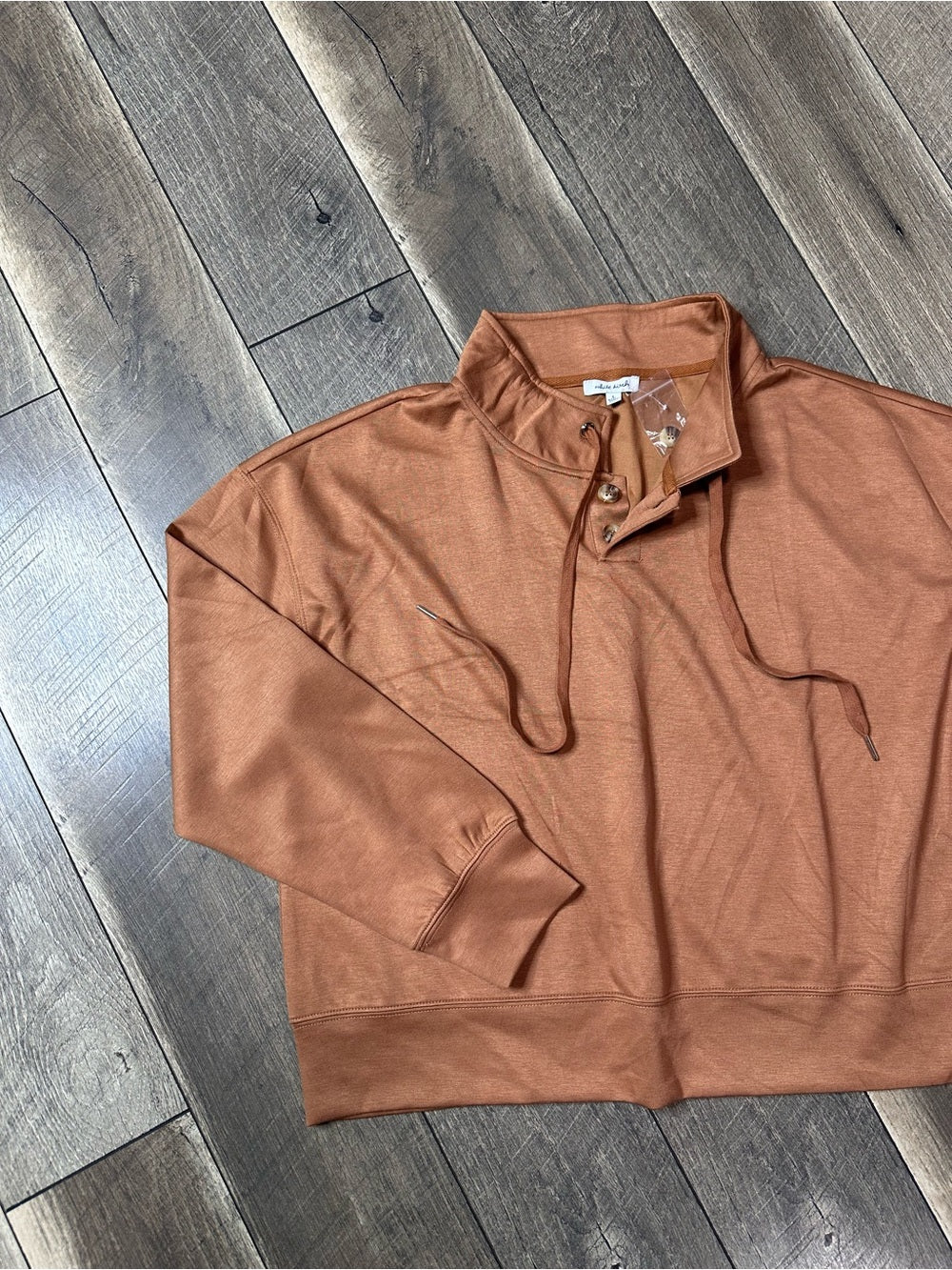 White Birch Rust Button Neck Pullover (new without tags)