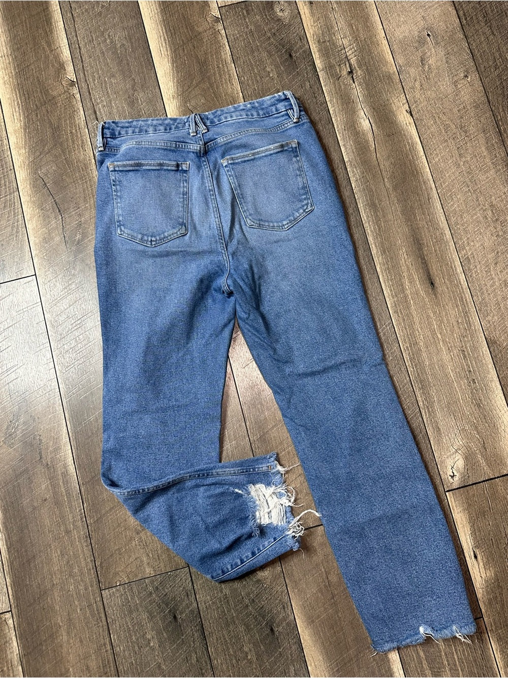 Good American Hi Rise Straight Leg Jeans