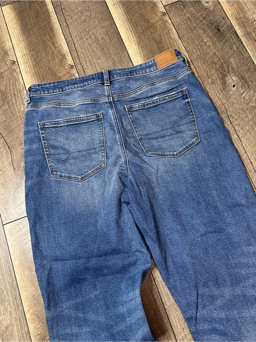 American Eagle Mom Jeans