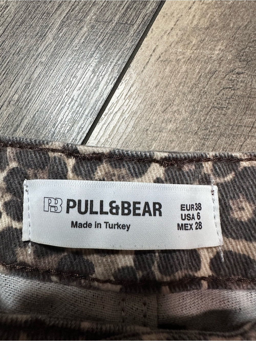 Pull&Bear Leopard Straight Leg Jeans
