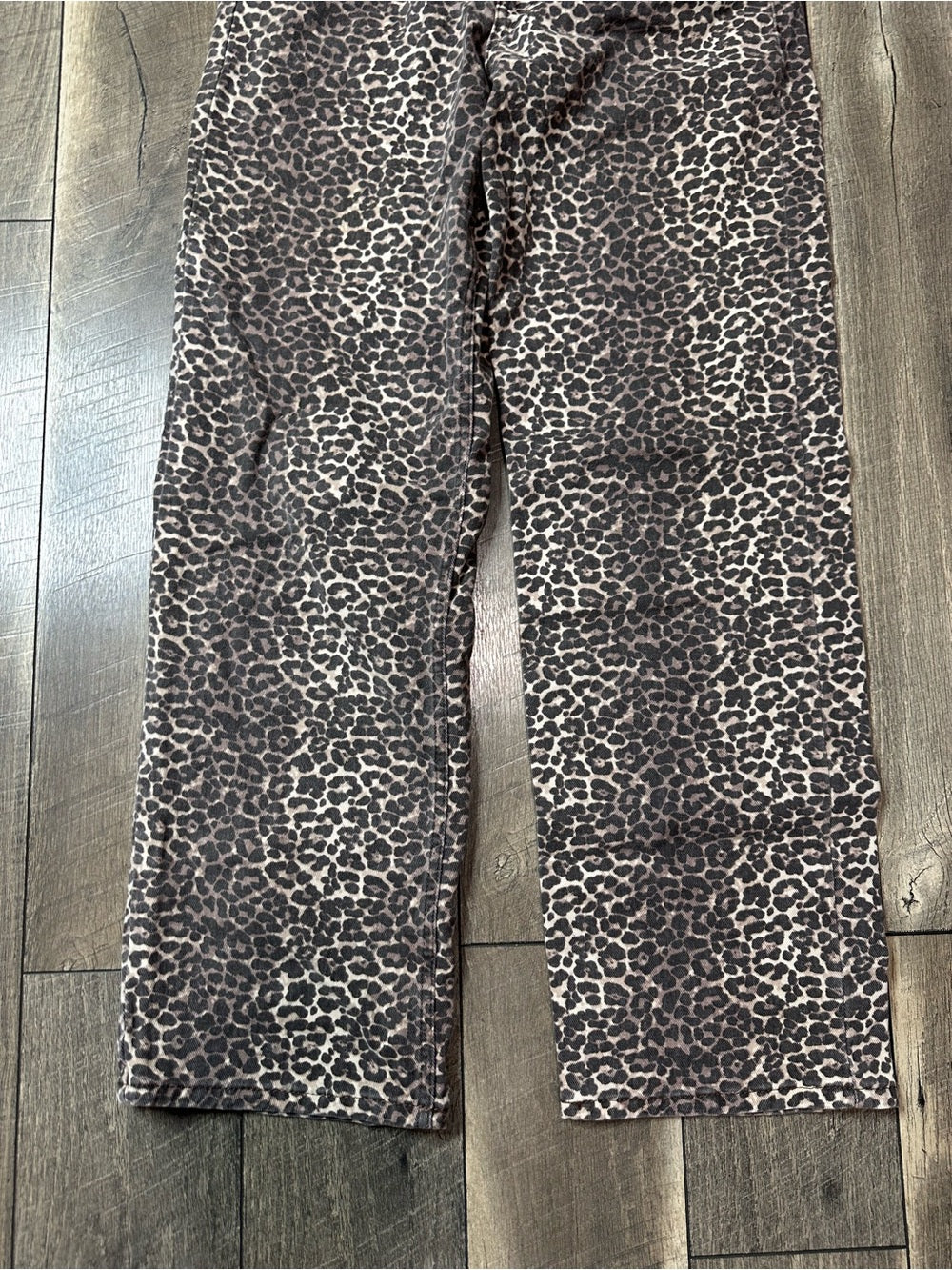 Pull&Bear Leopard Straight Leg Jeans