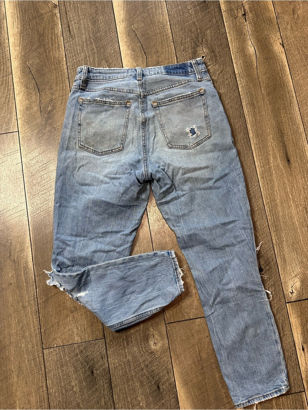 Abercrombie & Fitch The Skinny Hi Rise Jeans