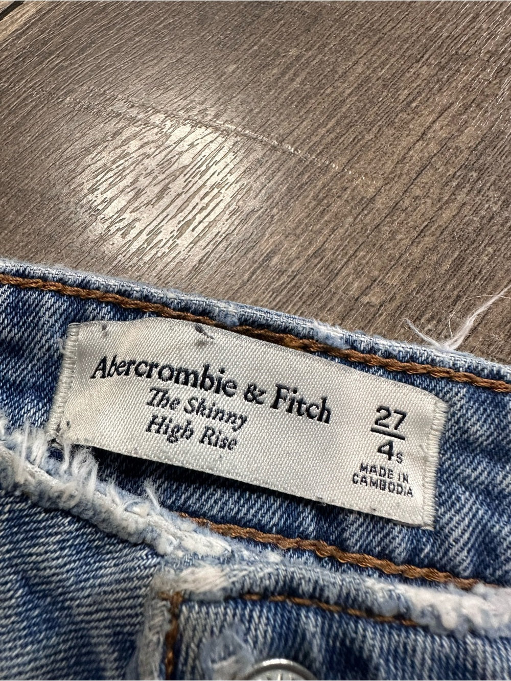 Abercrombie & Fitch The Skinny Hi Rise Jeans