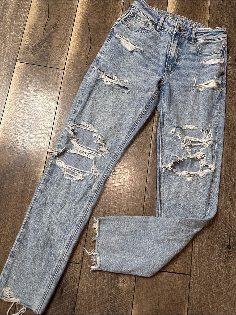 American Eagle Mom Jeans