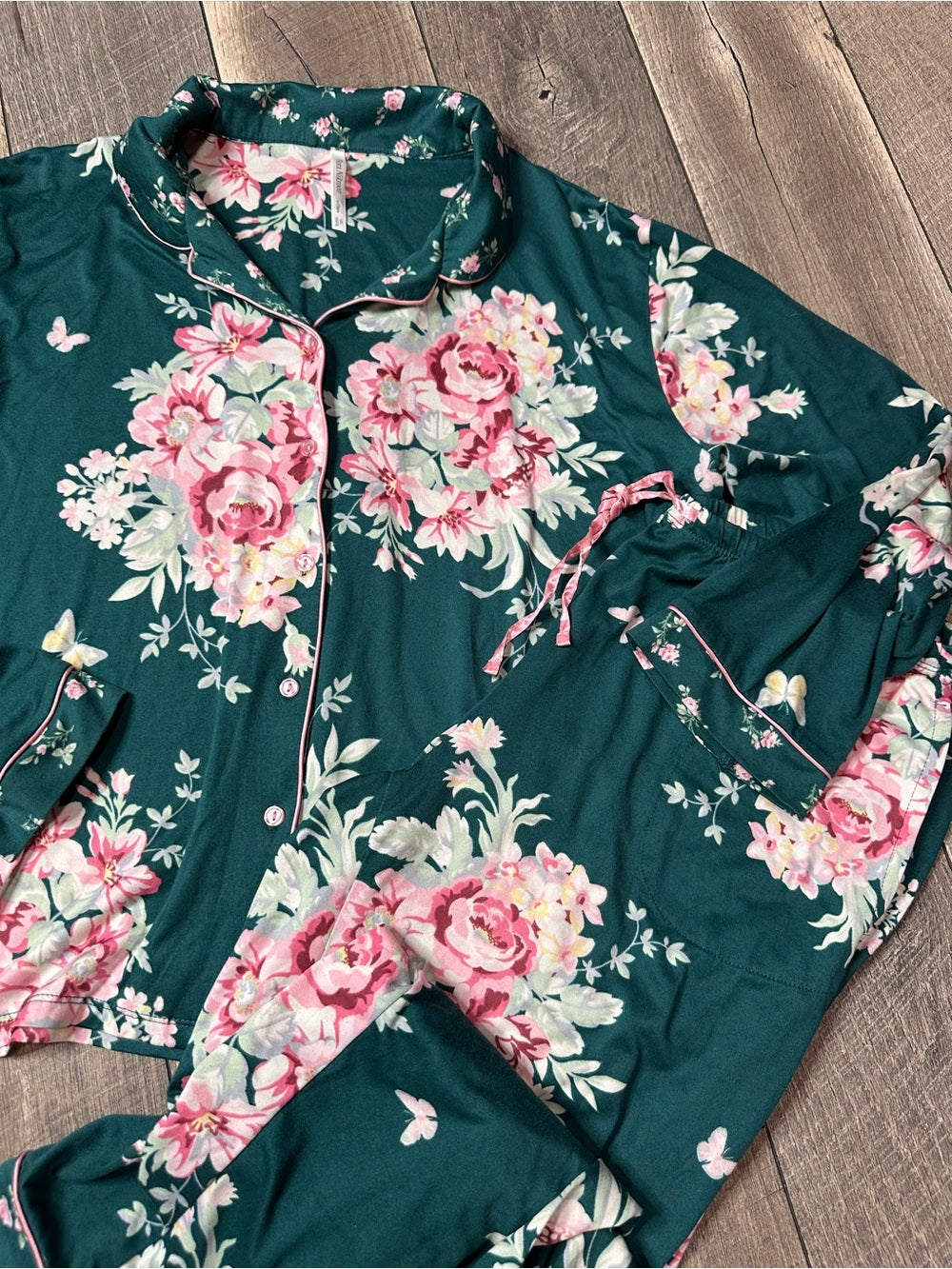 Flora Nikrooz Floral Buttery Soft Pajama Set