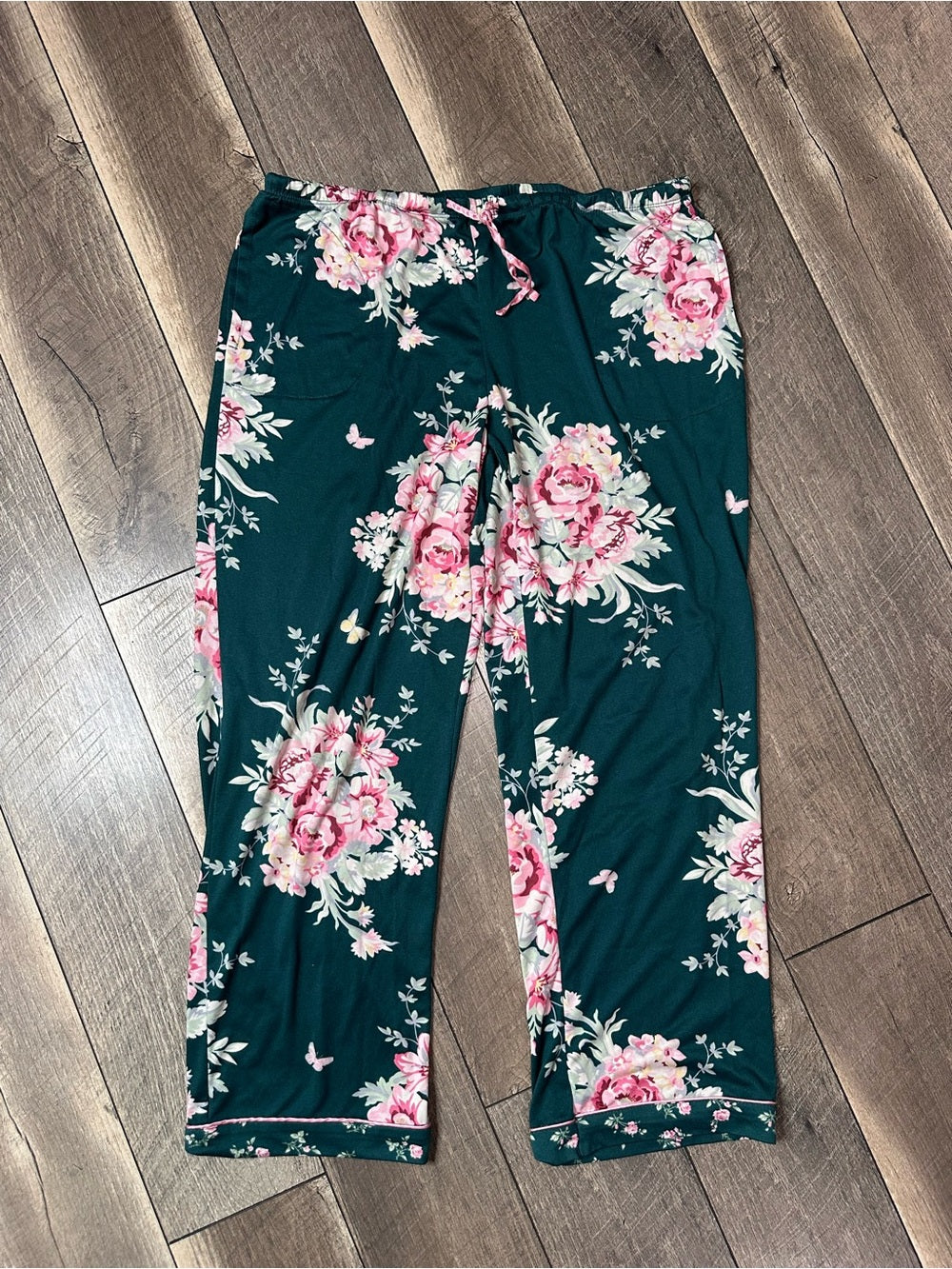 Flora Nikrooz Floral Buttery Soft Pajama Set