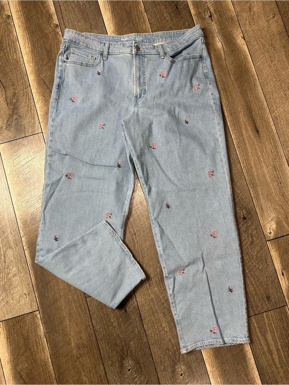 Old Navy OG Loose Hi Rise Floral Embroidered Jeans