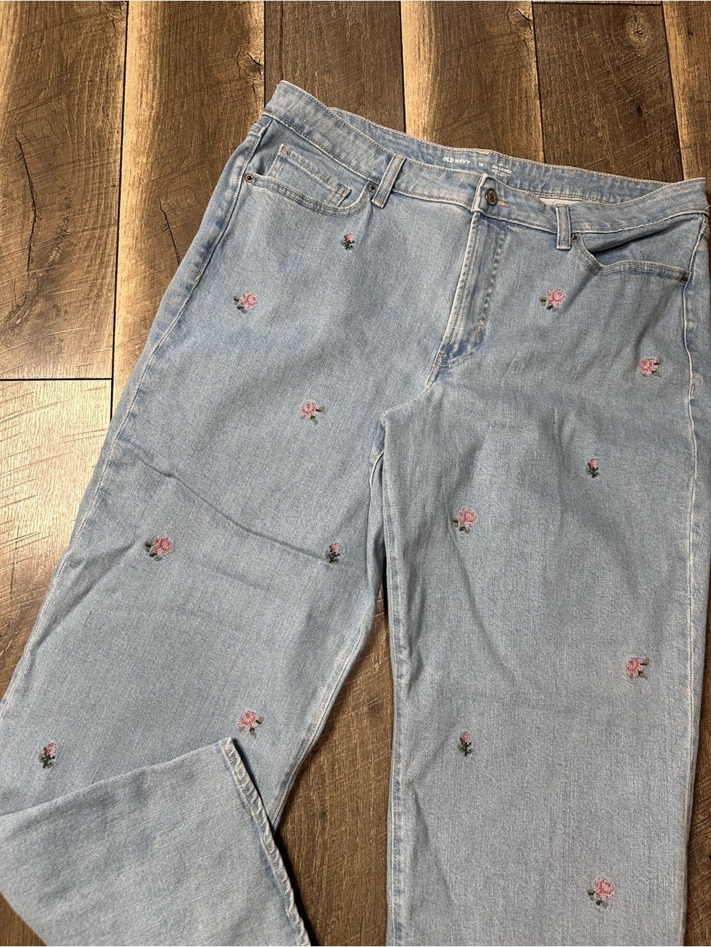 Old Navy OG Loose Hi Rise Floral Embroidered Jeans