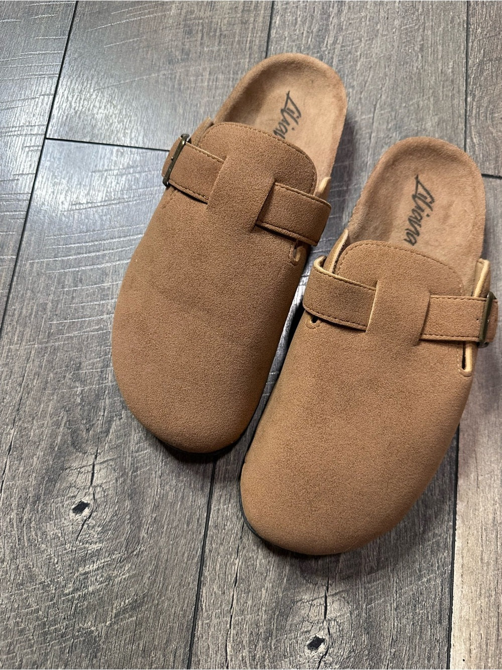 Liliana Clogs