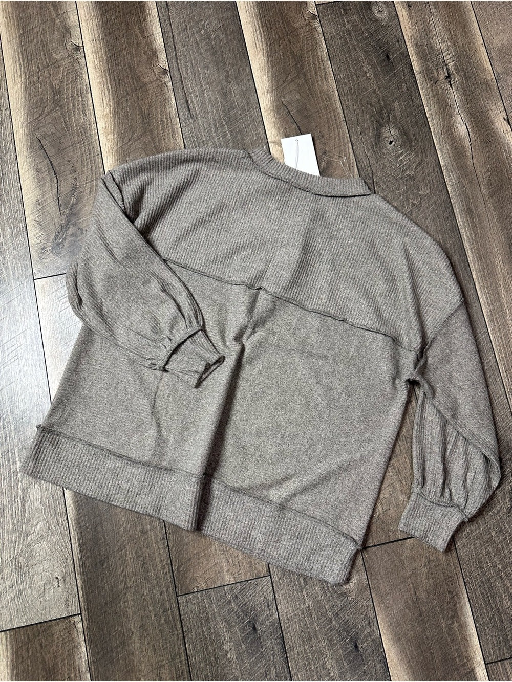 Andree by Unit Long Sleeve Top