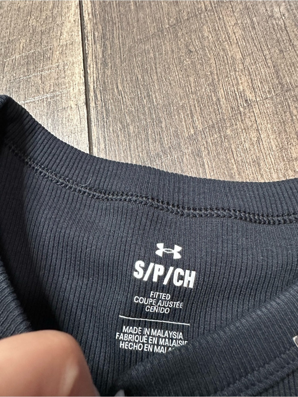Under Armour Black Ribbed Crop Top