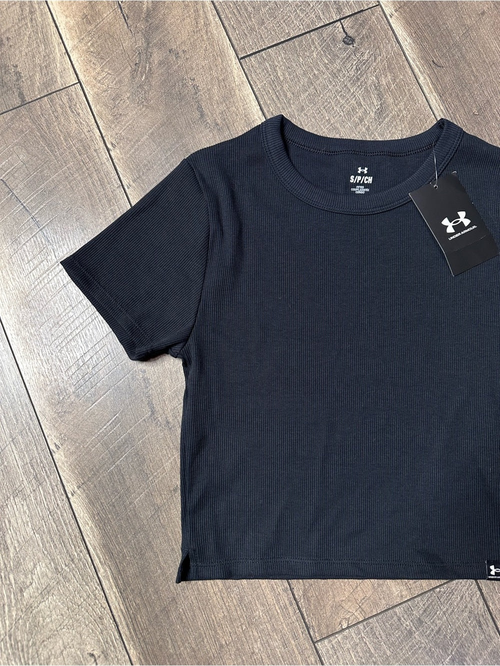 Under Armour Black Ribbed Crop Top