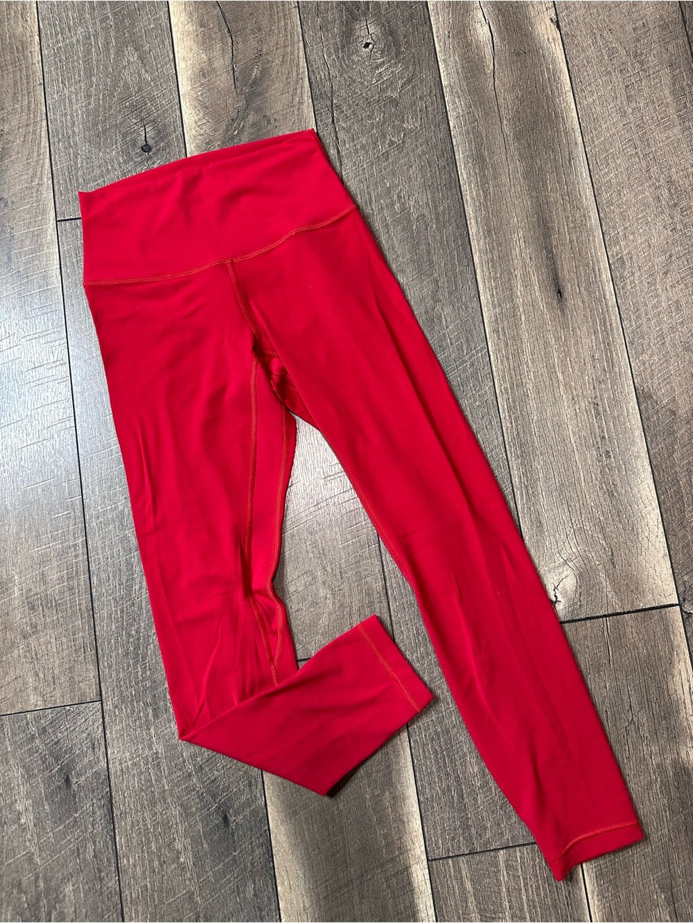 Lululemon Align Pant II 25"
Dark Red