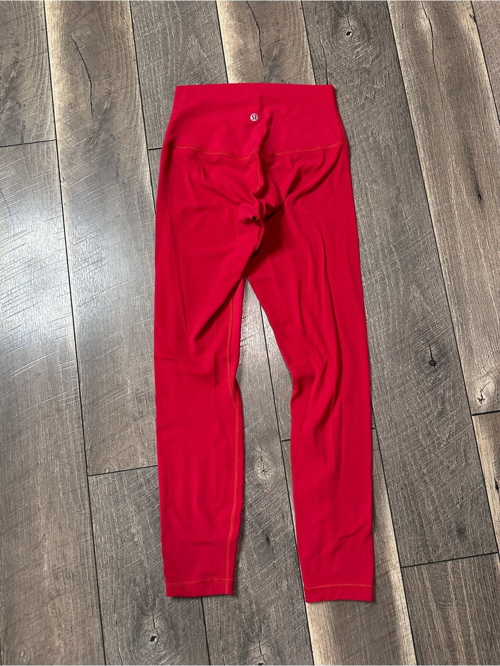 Lululemon Align Pant II 25"
Dark Red