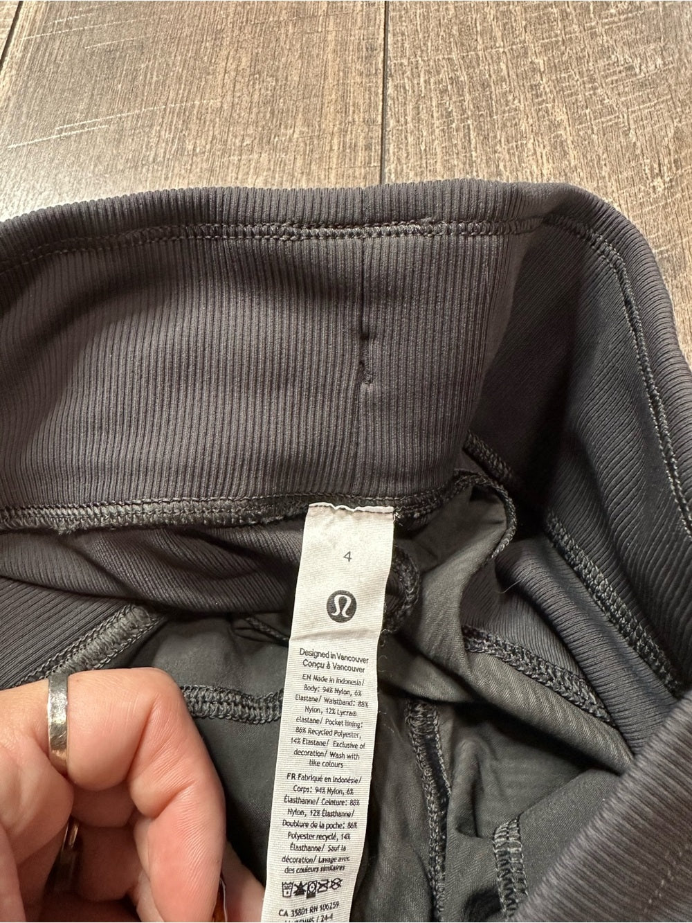 Lululemon Dance Studio Mid-Rise Jogger *Full Length
Graphite Grey