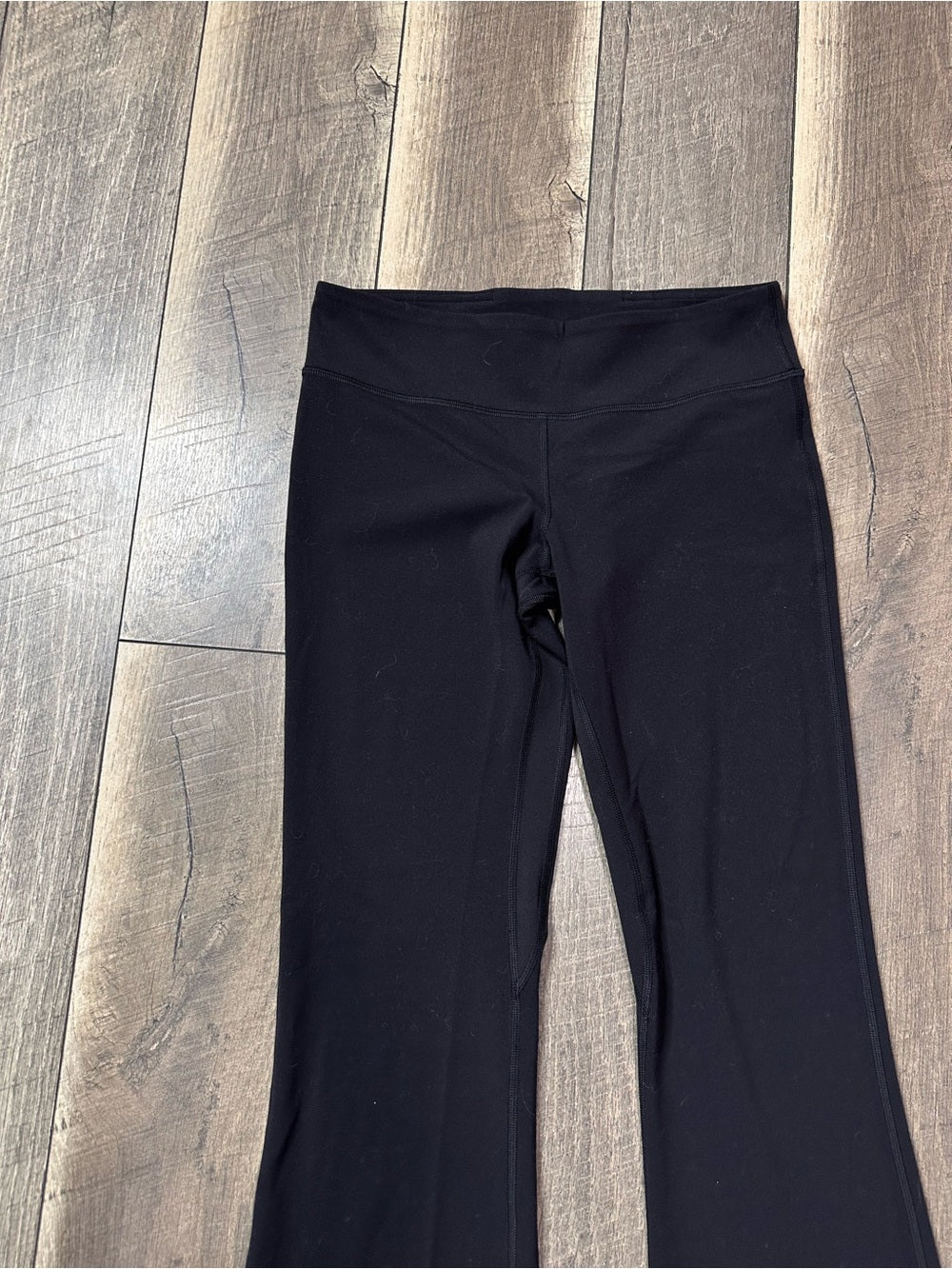 Lululemon Align Low-Rise Flared Pant 32.5"
Black