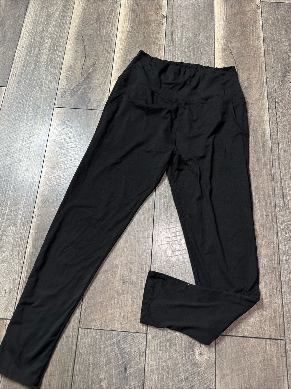 Boutique Buttery Soft Leggings (pockets)