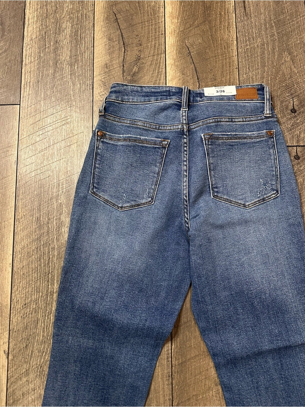 Judy Blue Relaxed Fit Sunflower Embroidered Jeans