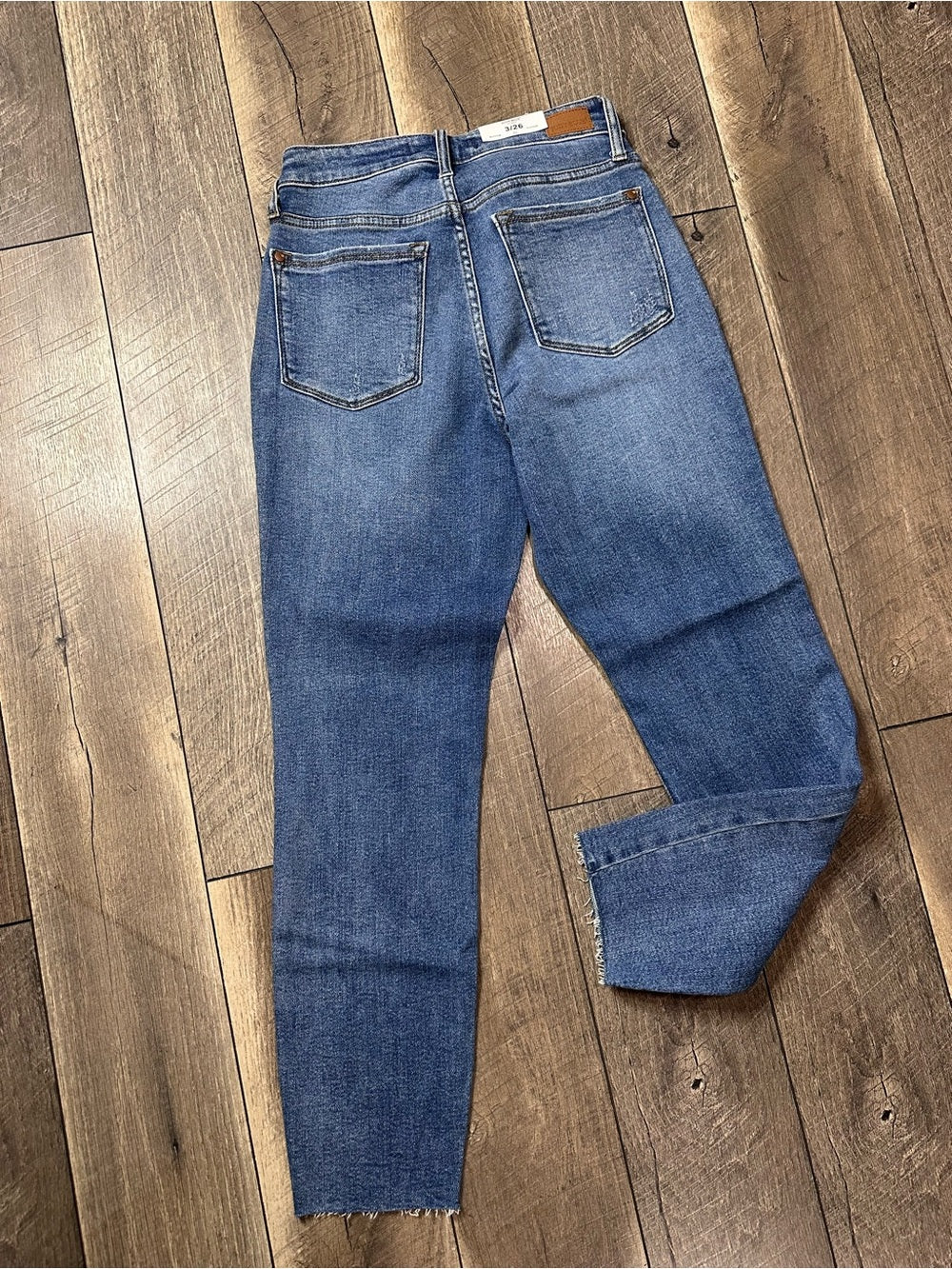 Judy Blue Relaxed Fit Sunflower Embroidered Jeans
