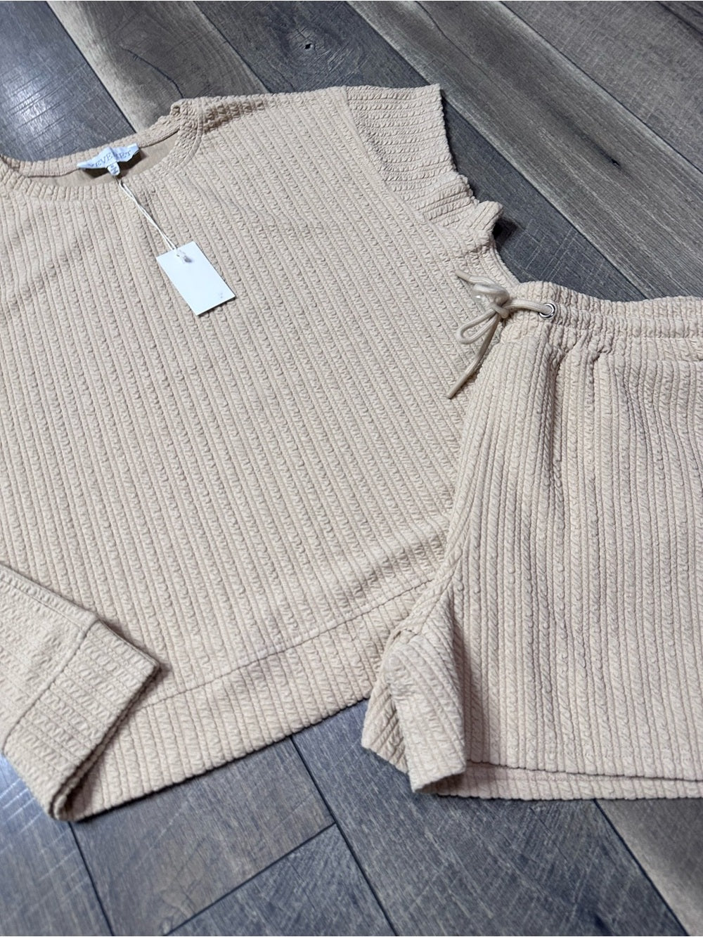 Vervet 2 Pc Set