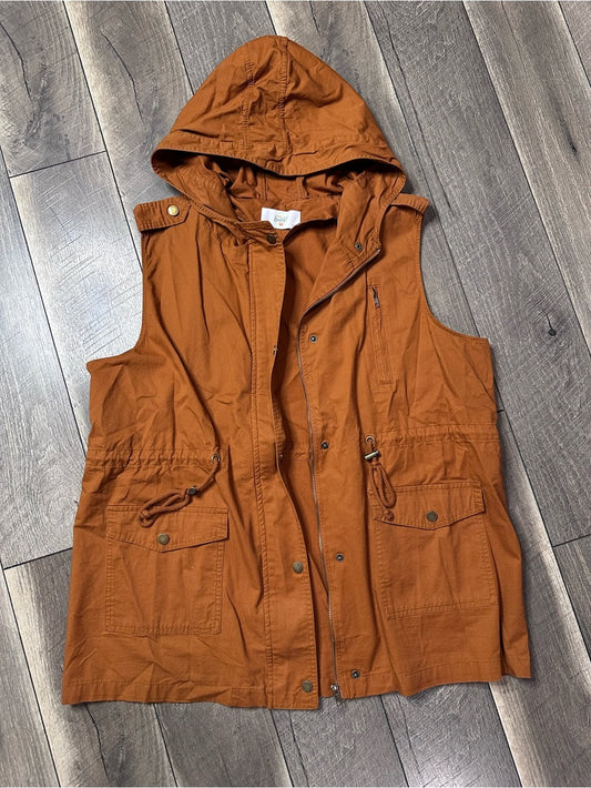 31:25 Boutique Hooded Vest