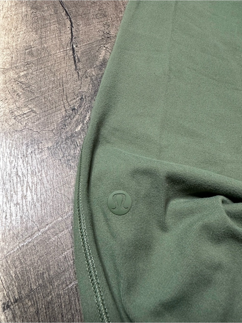 Lululemon Ready to Rulu High-Rise Jogger Crop
Green Twill