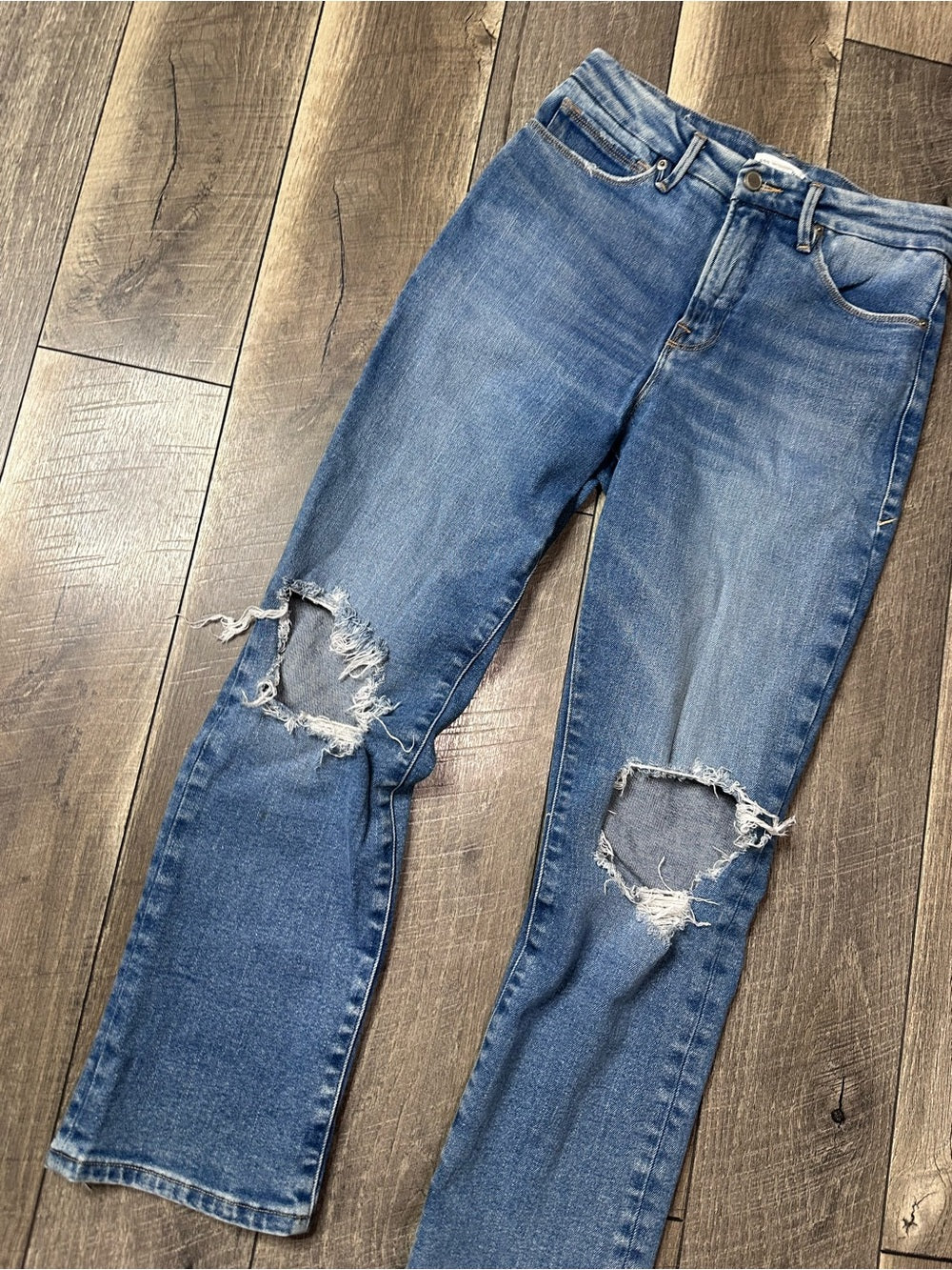 Good American Straight Leg Jeans