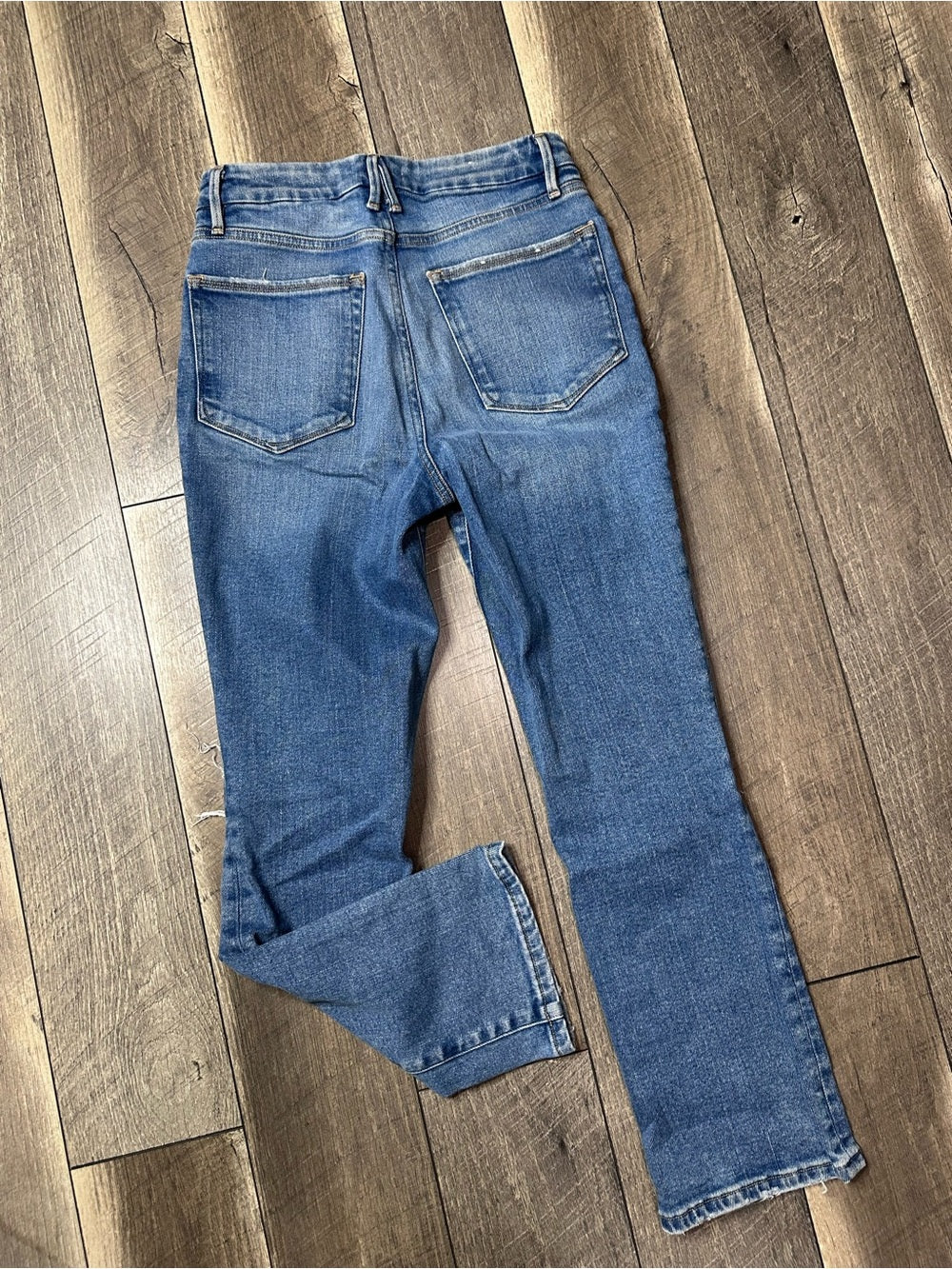 Good American Straight Leg Jeans