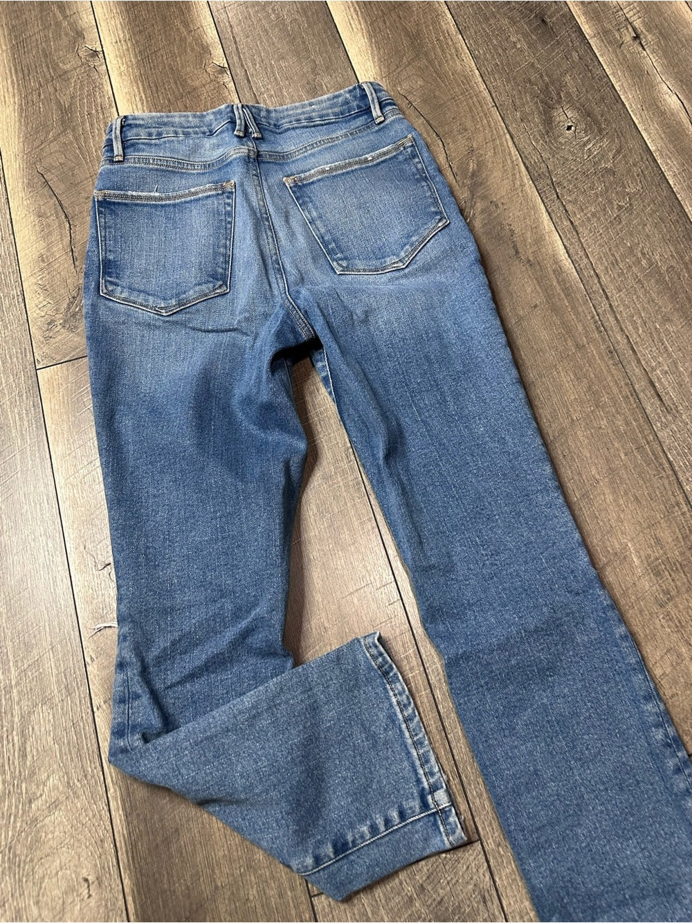 Good American Straight Leg Jeans