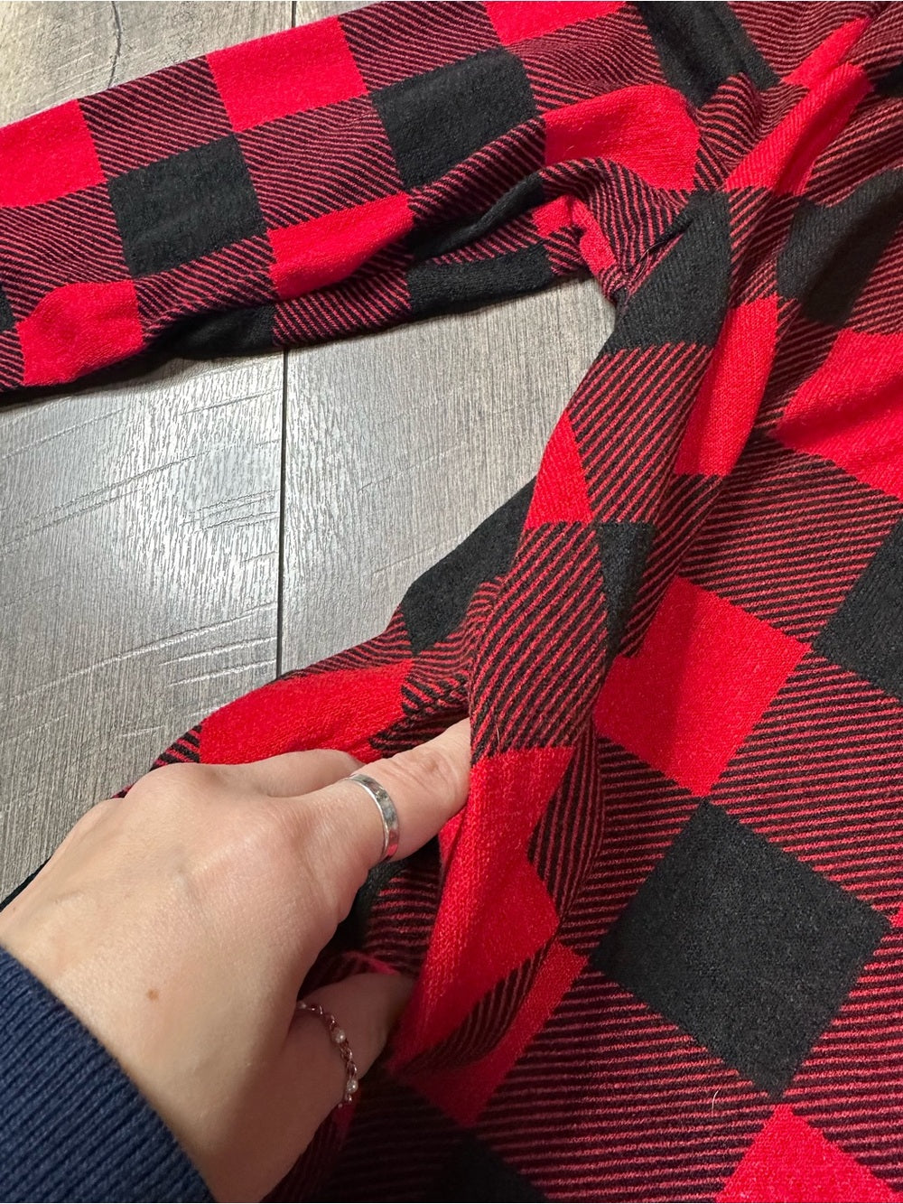 31:25 Boutique Plaid Top (pockets)